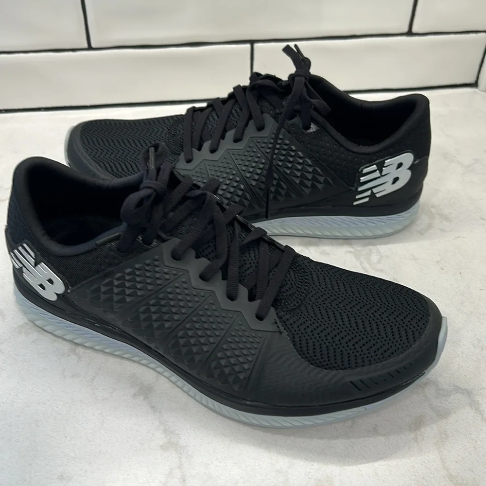 New Balance Women’s Fuel Cell Running Shoes Black Size 10